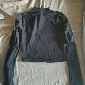 High neck-long sleeve crop top